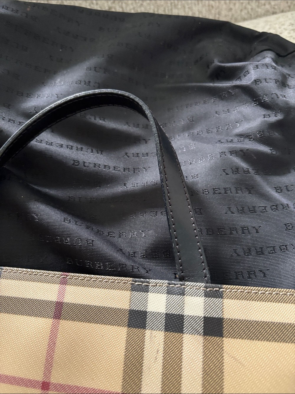 Classic Beige Plaid Tote Bag with Black Handles - Picture 11 of 14